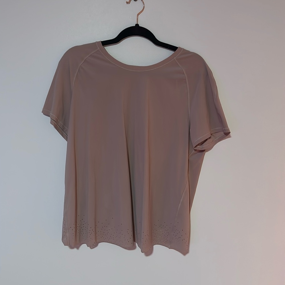 Lululemon crop workout top blush pink size 12/L